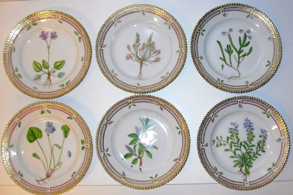 Фарфоровый сервиз «Флора Даника» Фарфоровый сервиз «Флора Даника»