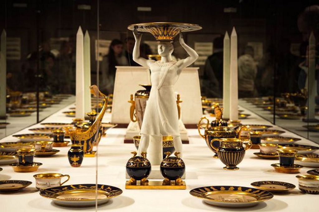 Египетский сервиз. Фарфор. Севрский фарфоровый завод. Египетский сервиз. Фарфор. Севрский фарфоровый завод.