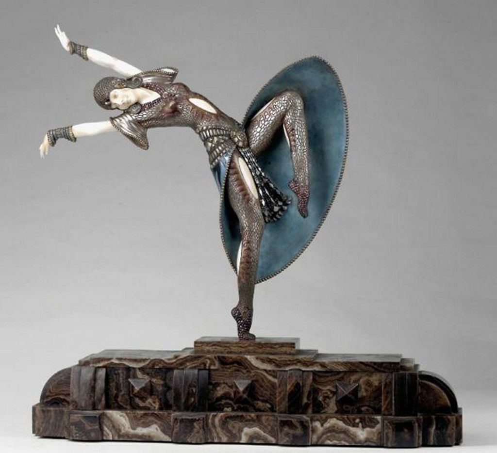 Дмитрий Чипарус. Ар-деко-мелкая декоративная пластика Дмитрий Чипарус